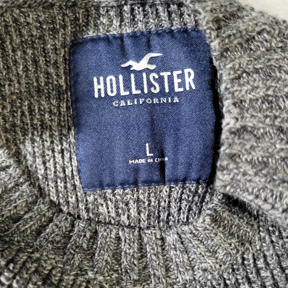 Hollister Sweater Mens L Grey Ombre Gradient Ribbed Knit Curved Hem Raglan